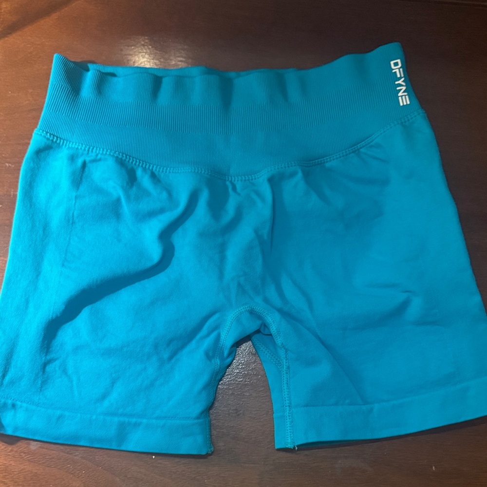 DFYNE Teal Bike Shorts - Women's Seamless Activewear